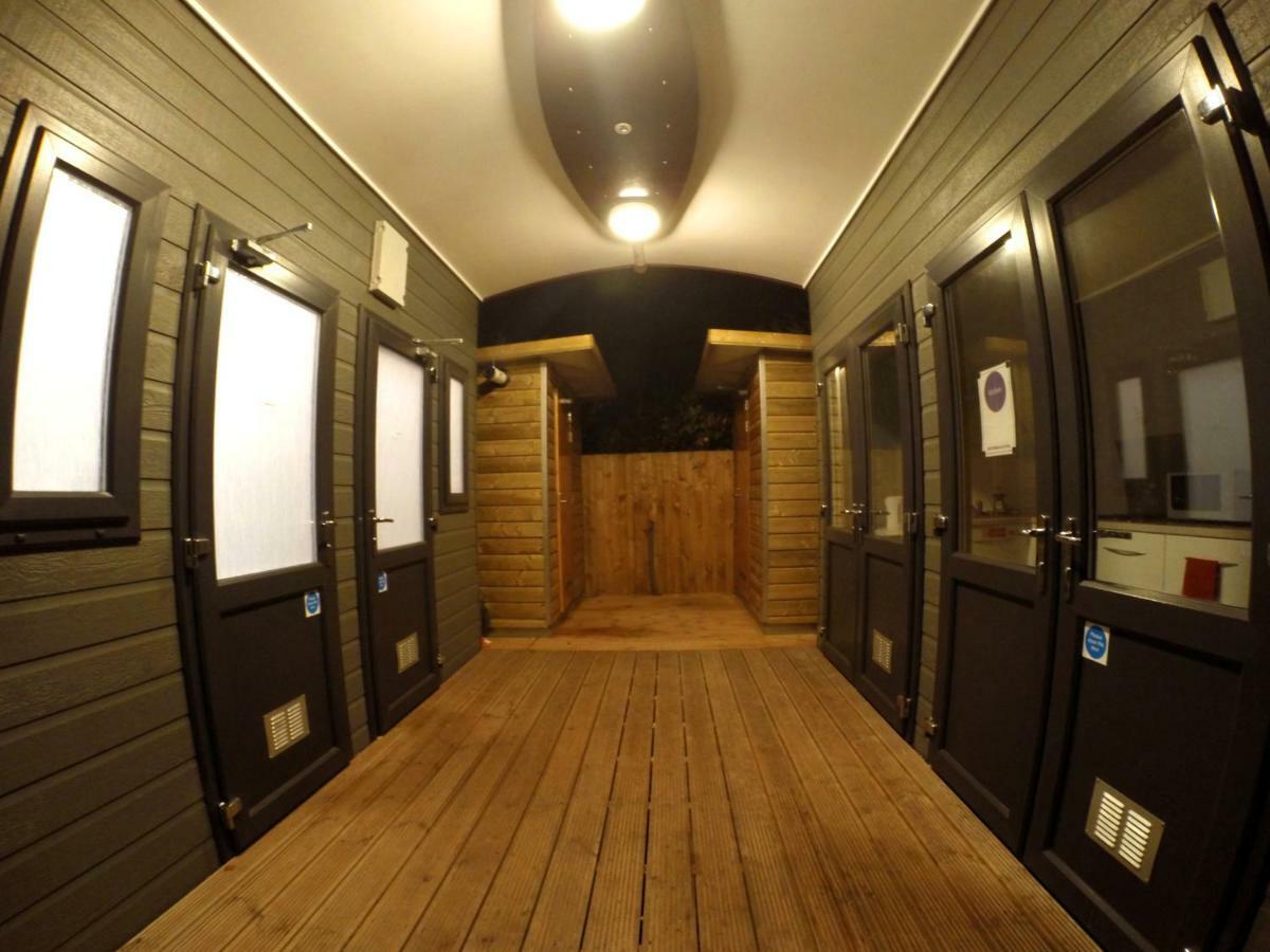 Glamping - York Holiday & Cycle Stop Exterior foto